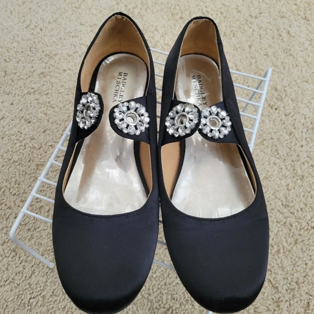Badgley Mischka Marina Grommet Black Satin Mary Jane Flat Rhinestone Size 5 READ